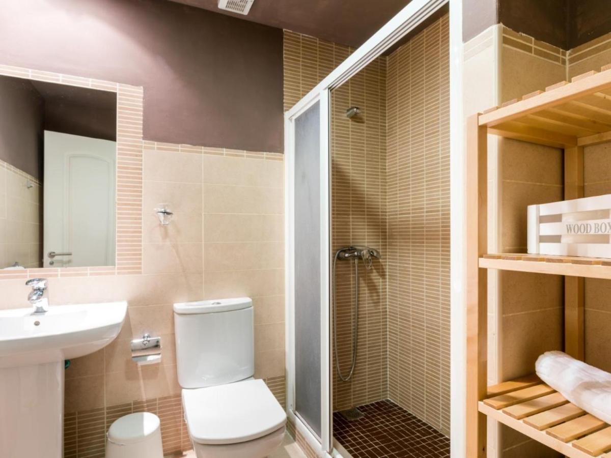 Holi-Rent Santa Marina Apartment Севиля Екстериор снимка