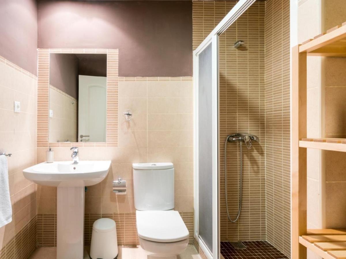 Holi-Rent Santa Marina Apartment Севиля Екстериор снимка
